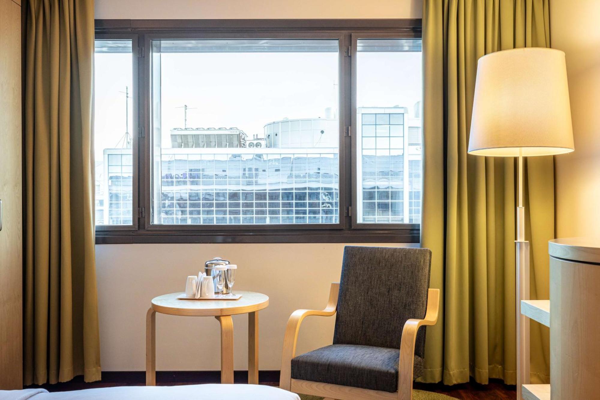 Hilton Helsinki Airport Hotel Vantaa Buitenkant foto